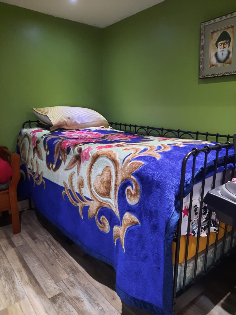 Black Twin Metal Bed Frame image indicator(2)