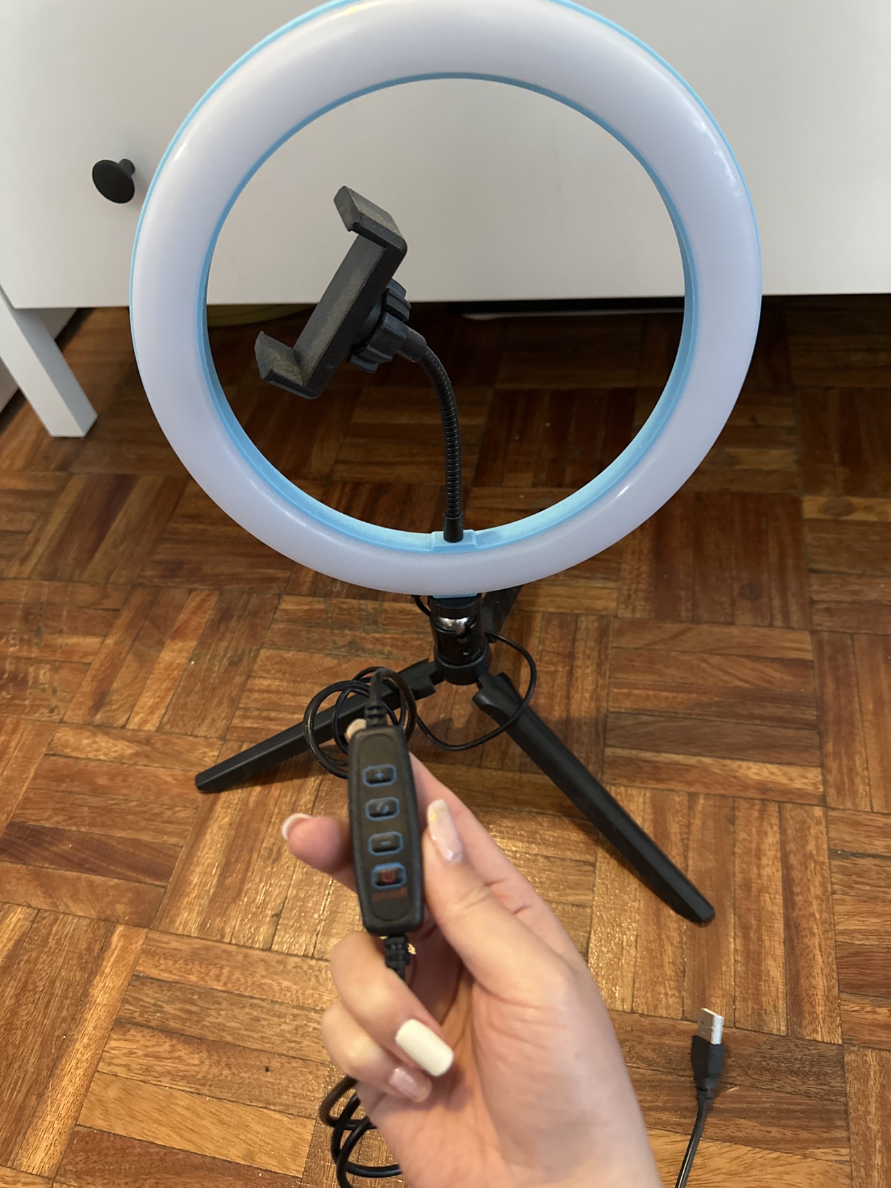 Ring light with stand image indicator(2)