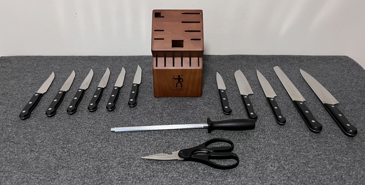 14 Piece HENCKELS KNIFE SET - photo 2