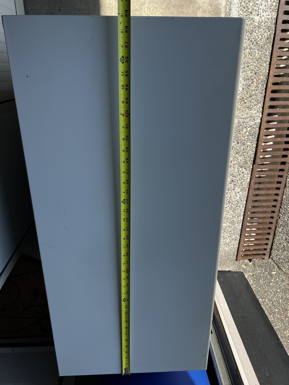 Metal sliding cabinet - photo 3