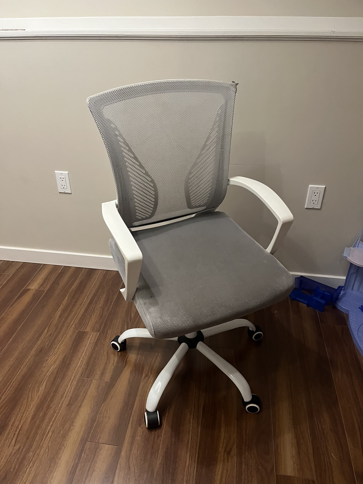 Office Chair - photo 3