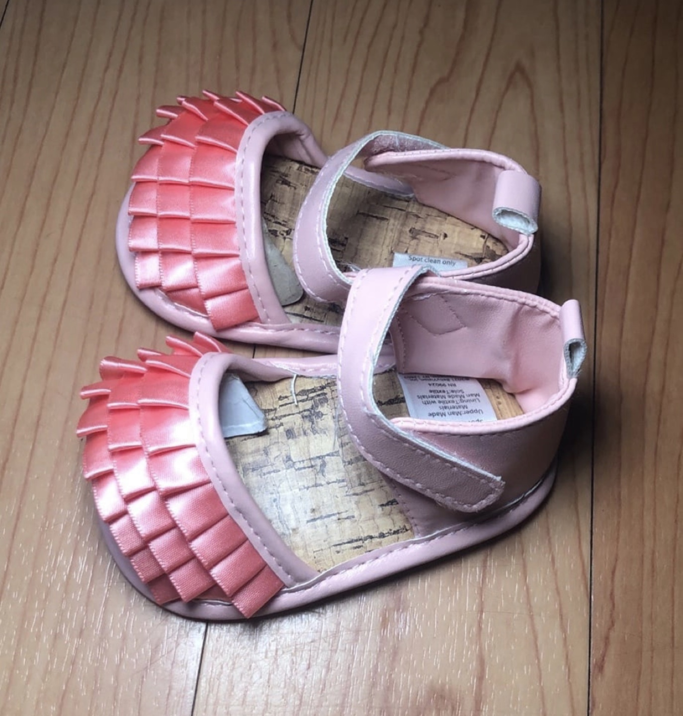 Baby Girl Pink Ruffle Sandals 0-6 months - photo 2