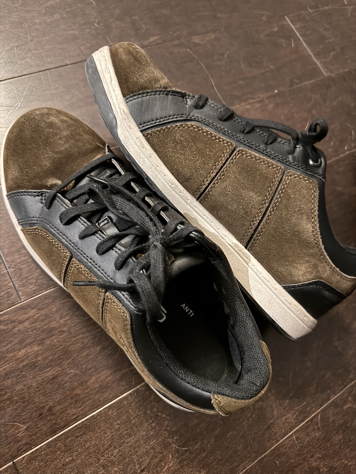 #cleanout Dakota men’s steel toed sneaker-look shoes size 8.5 image indicator(4)