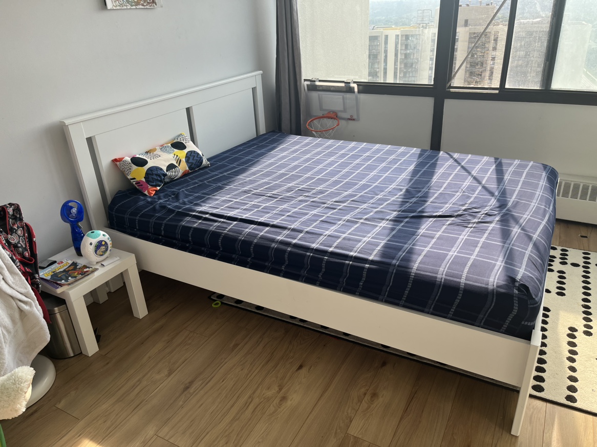 White Queen Bed Frame (ikea - Songesand)