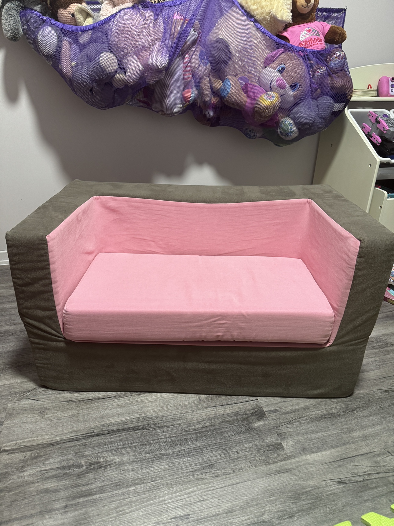 Toddler couch thumbnail