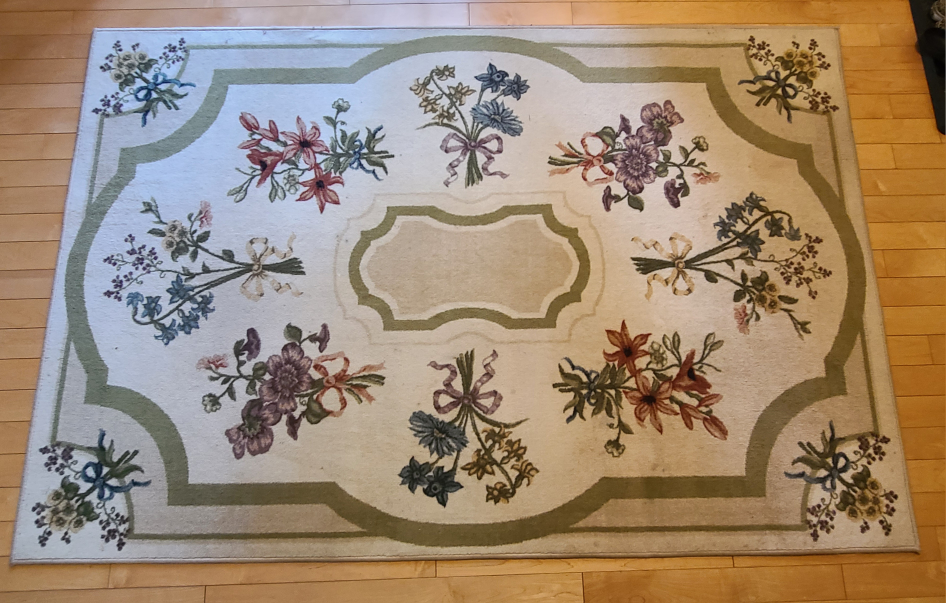 Free Floral Area Rug - needs professional cleaning thumbnail