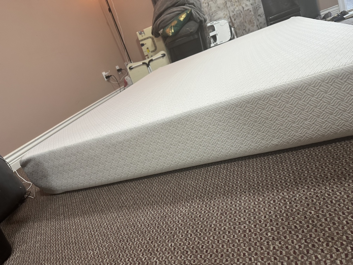 Queen mattress - photo 2