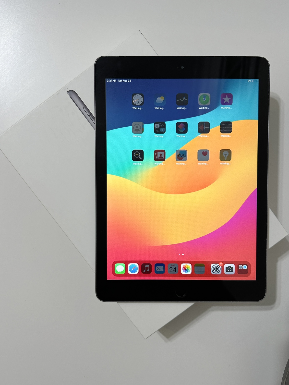 iPad 6 gen like new - photo 2