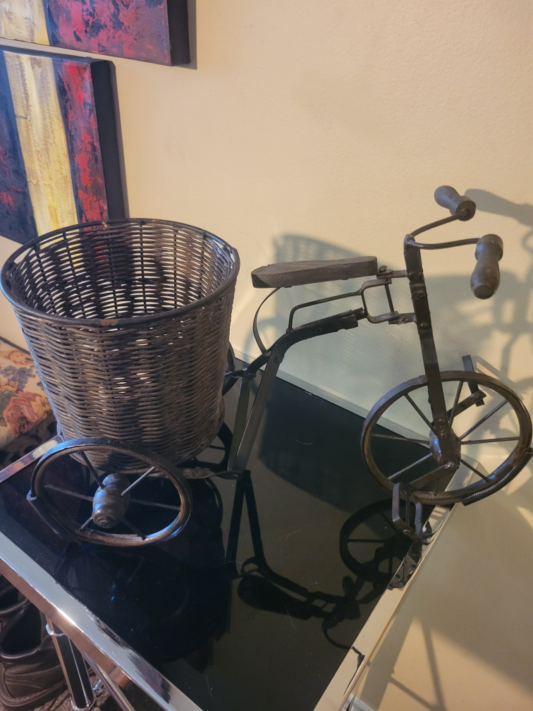 Antique Bicycle Plant Stand image indicator(2)