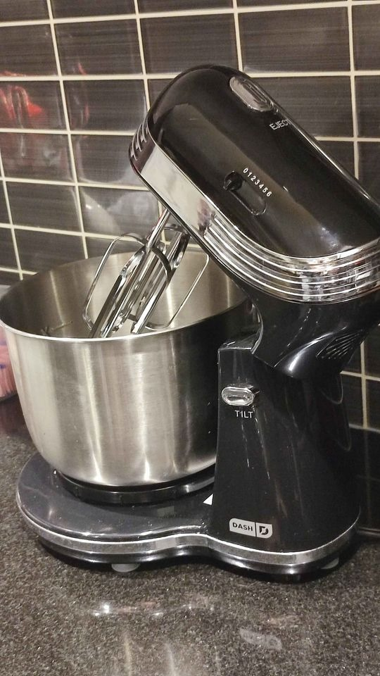 Stand Mixer Dash