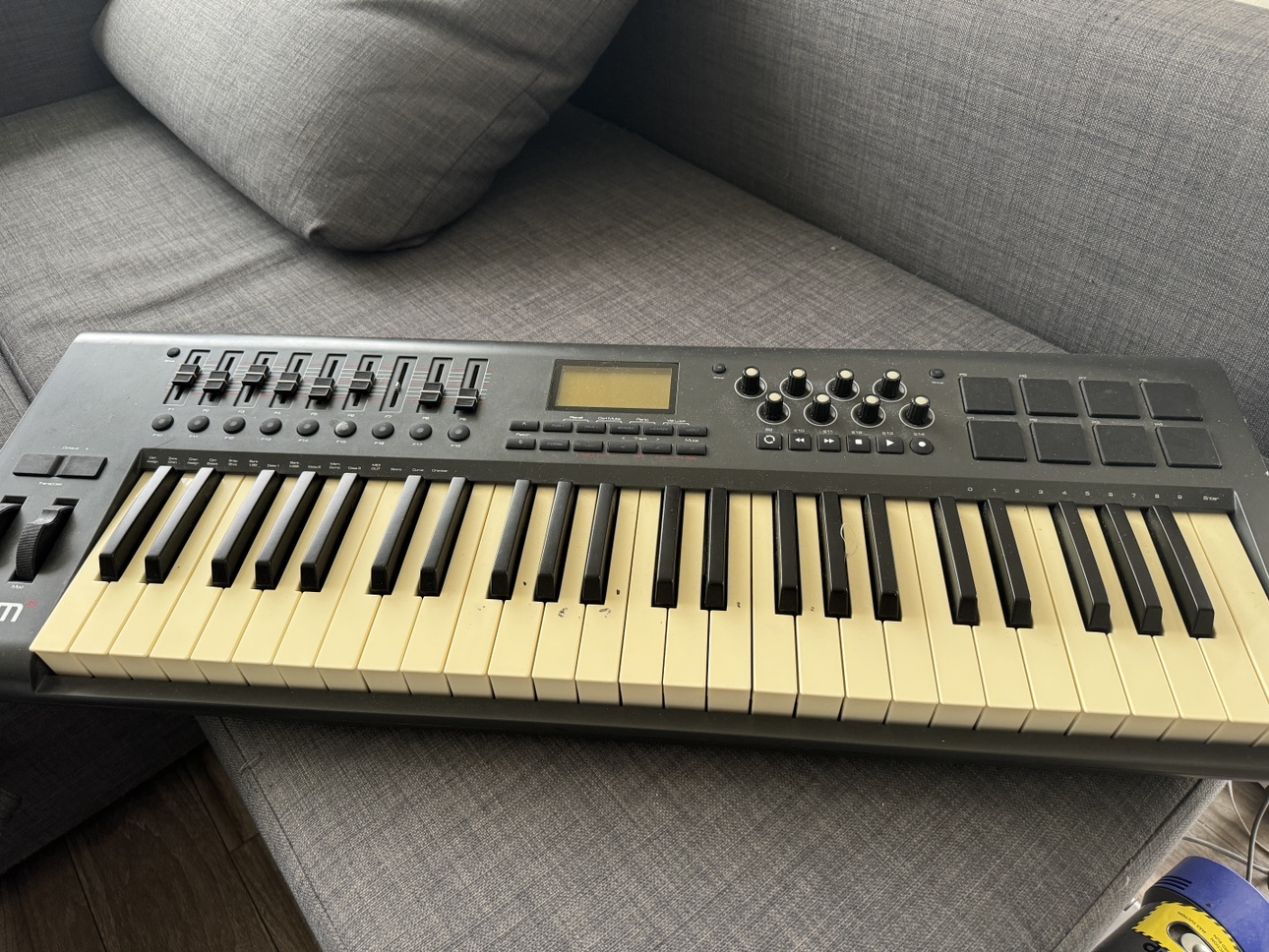 M-Audio AXIOM 49 MIDI Keyboard thumbnail