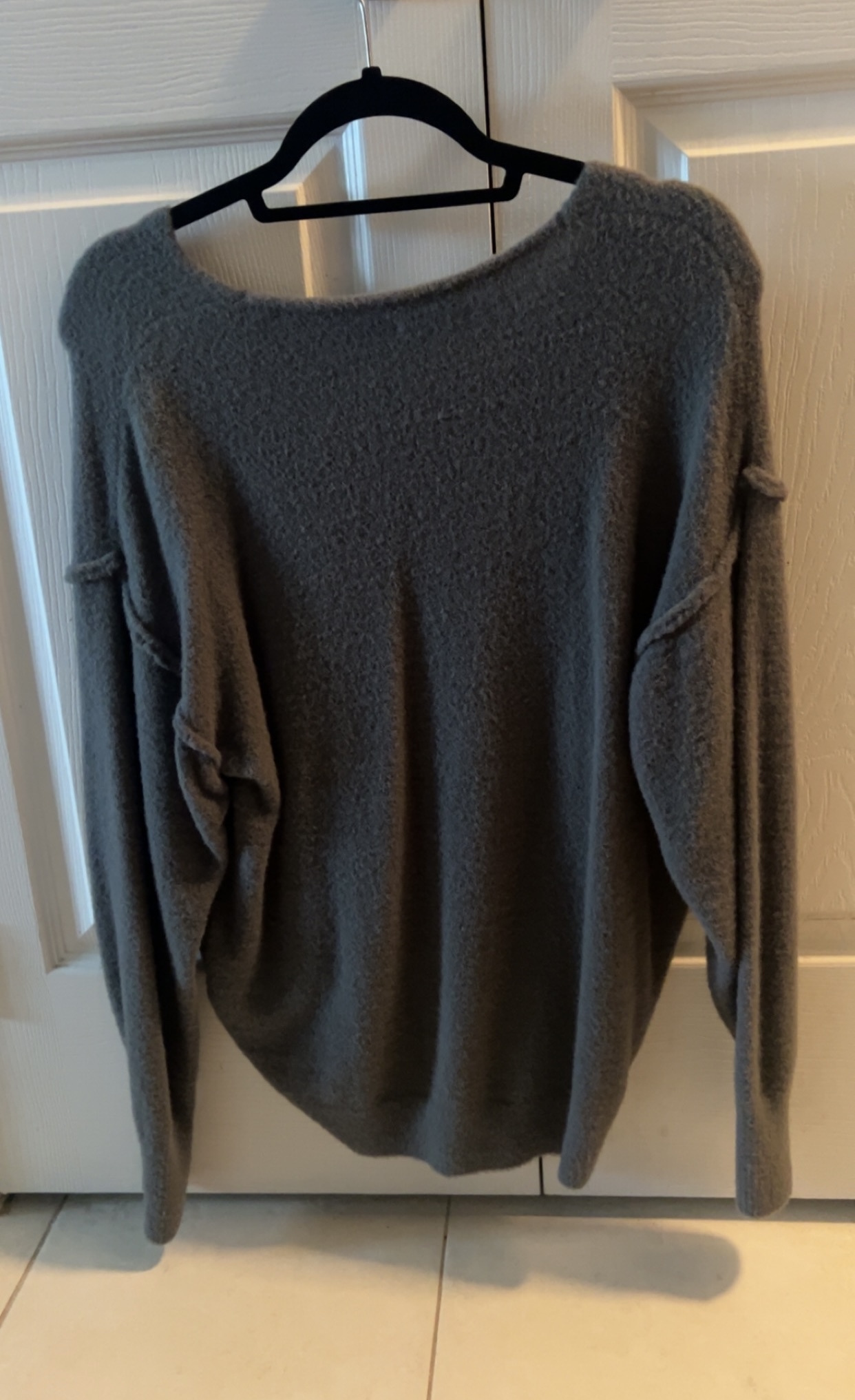 Aritzia Sweater New image indicator(2)