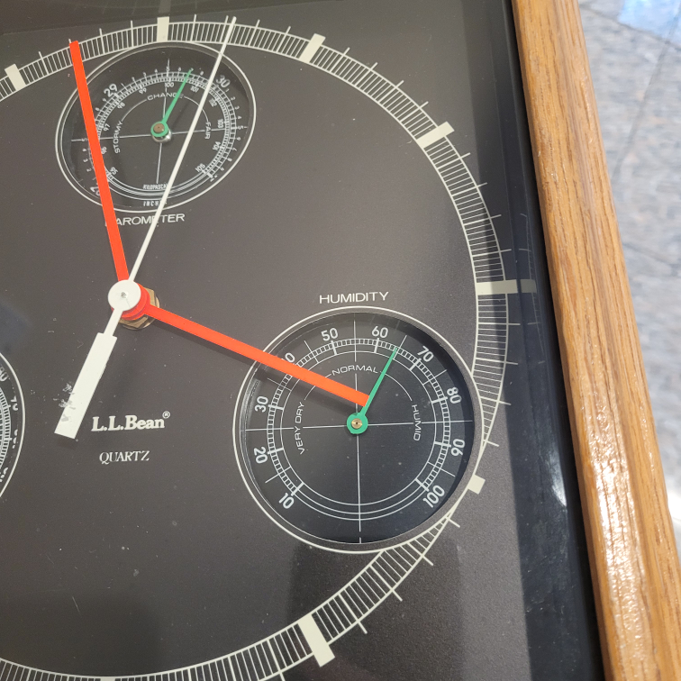 Vintage L.L.Bean Quartz Wall Hanging Clock Barometer Thermometer image indicator(5)