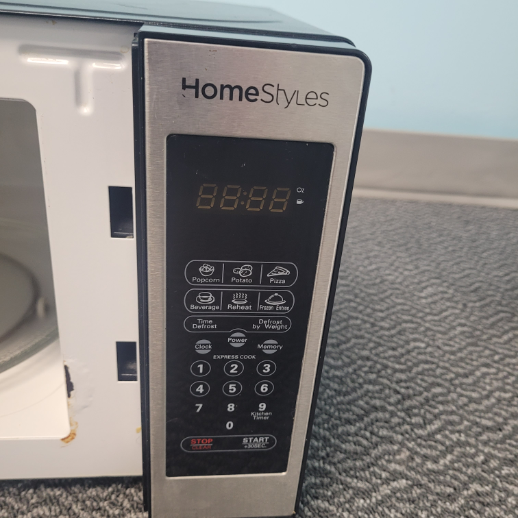 HomeStyles Microwave - photo 3