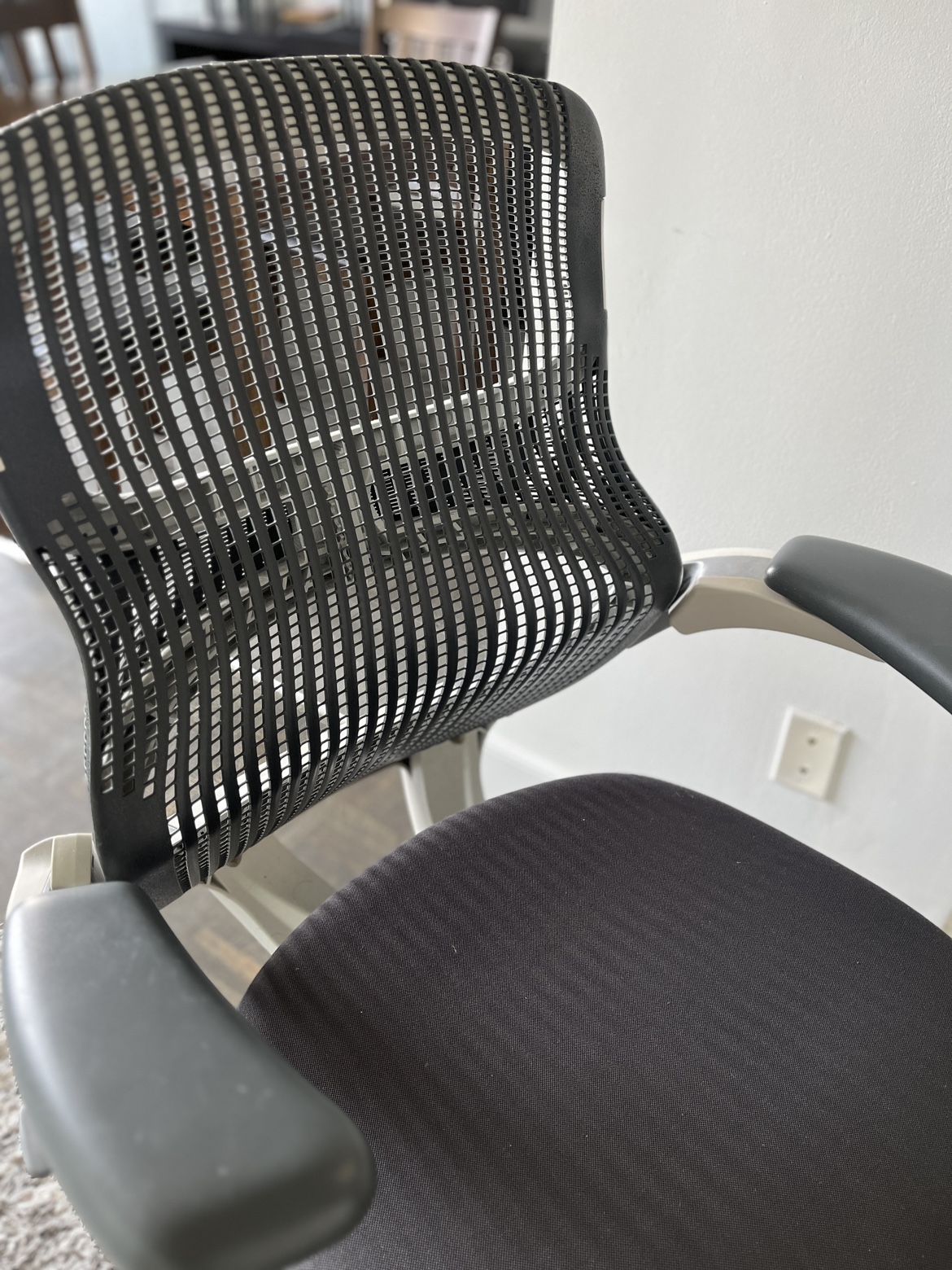 Knoll Office Chair - Excellent Condition