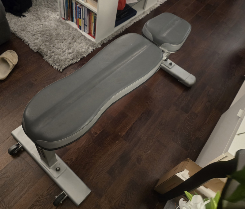 Grey Workout bench - photo 3