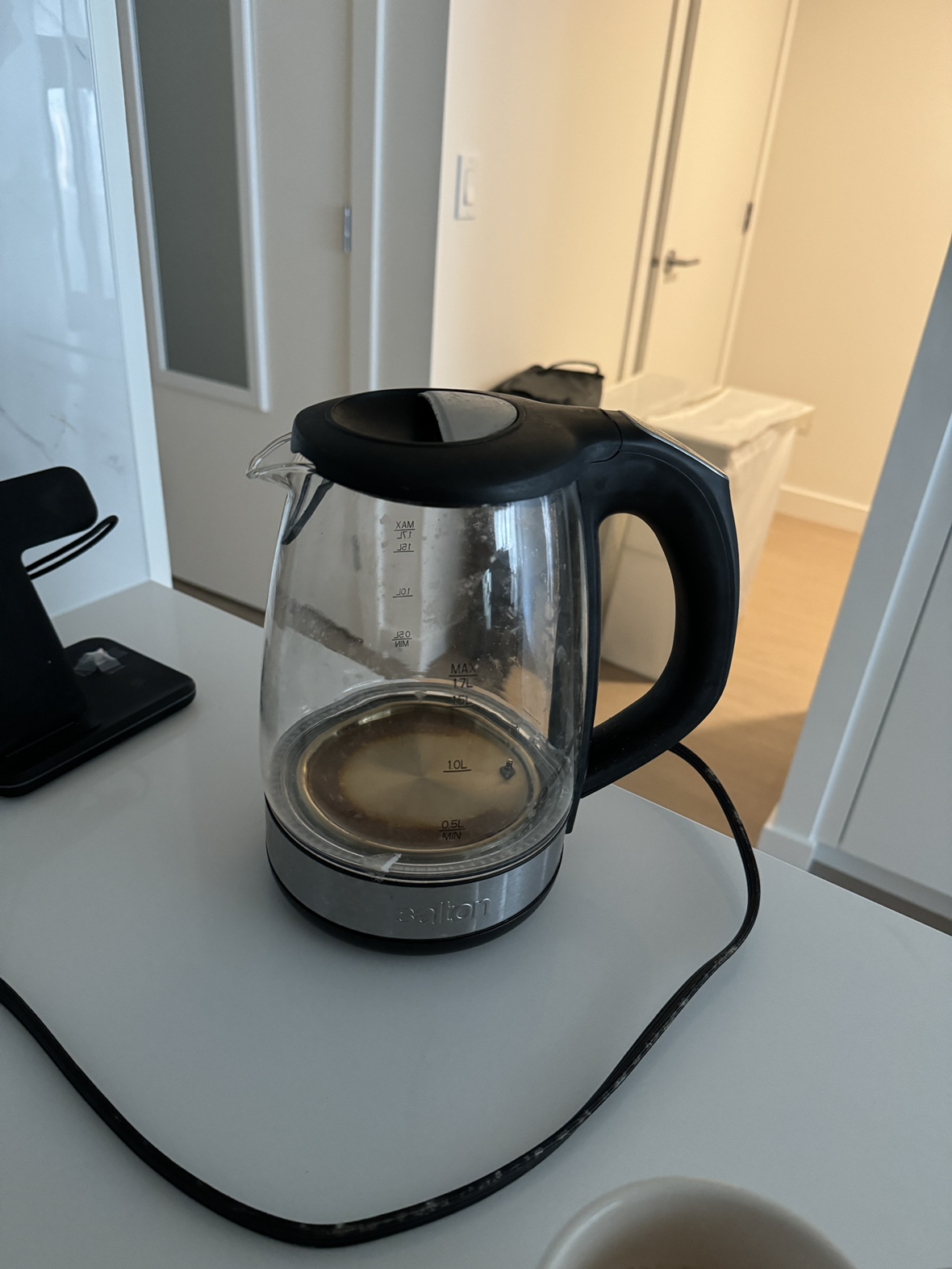 Hamilton Glass Kettle