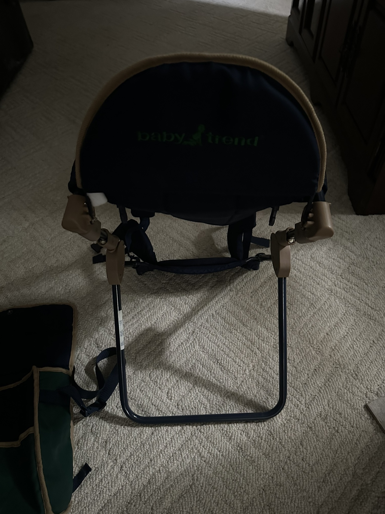 Baby Trend On-the-Go Booster Seat image indicator(2)