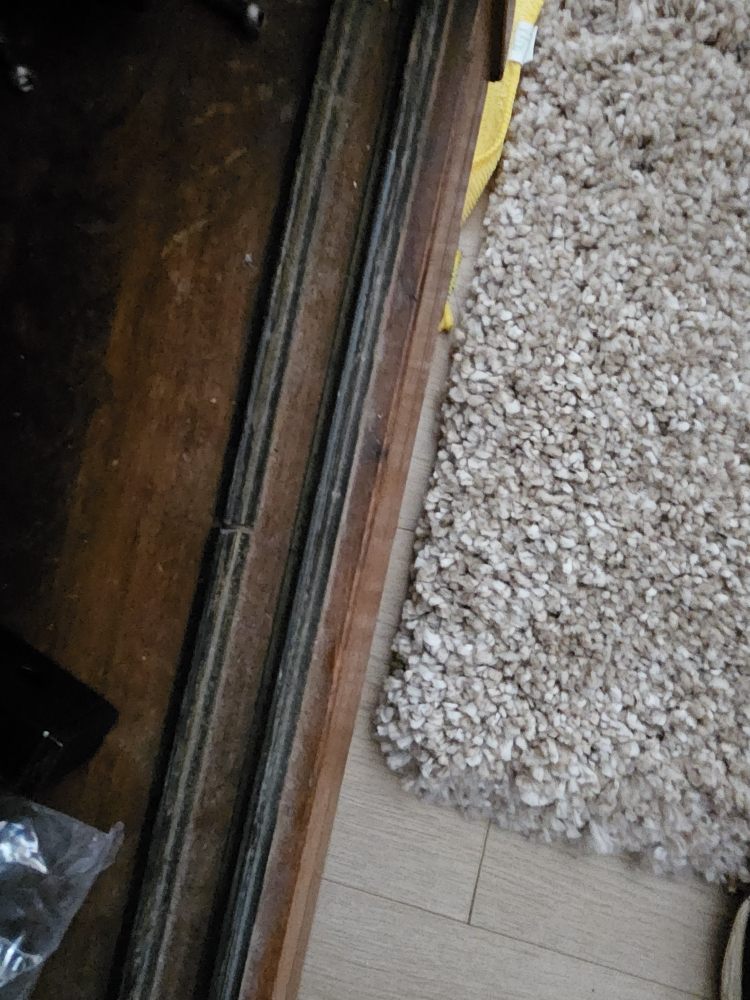 wood cabinet w sliding doors - photo 3