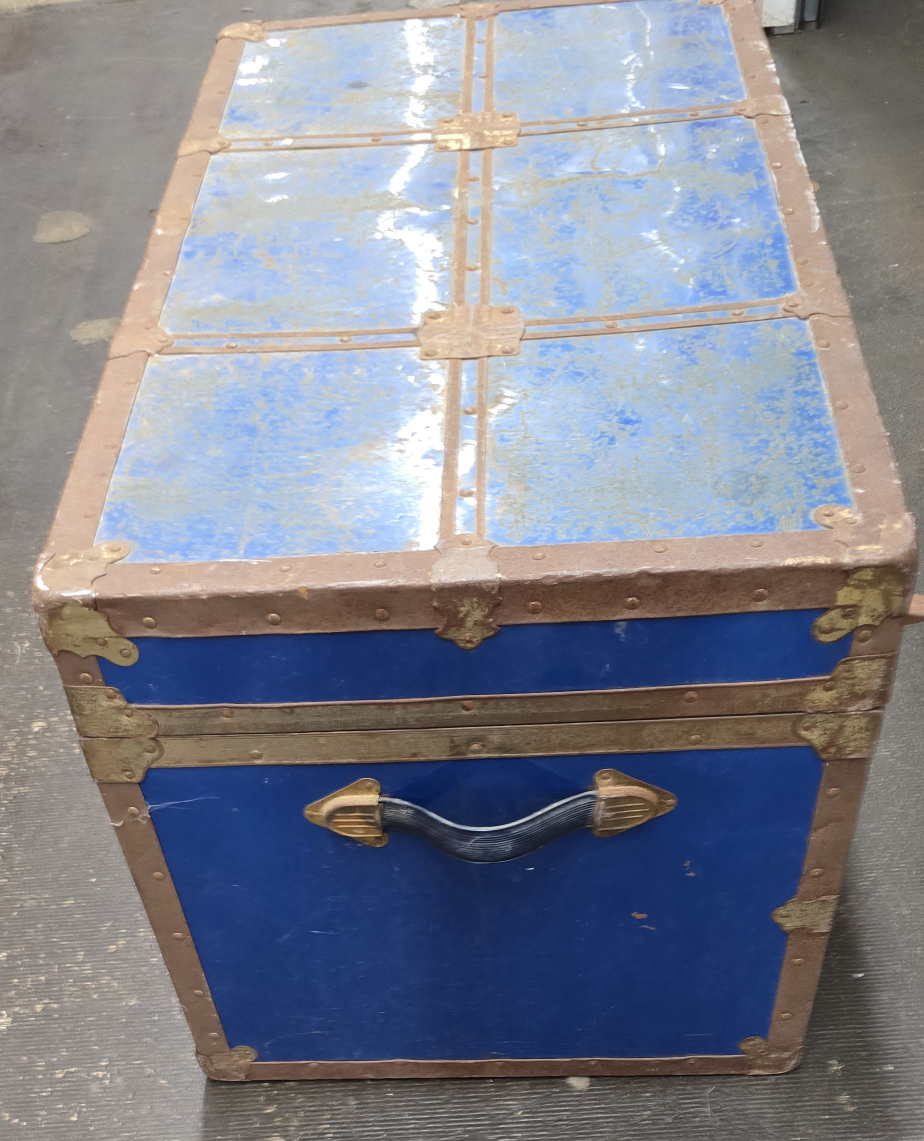 Antique Chest Box - photo 4