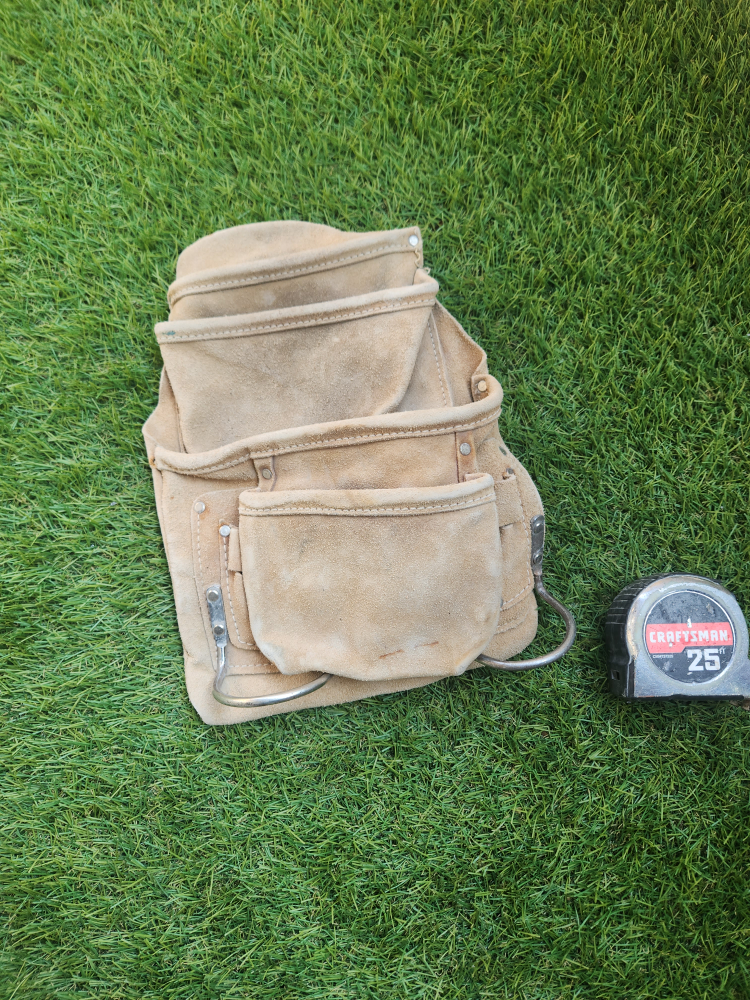 Craftsman 25ft Tape Measure and tool belt - photo 4
