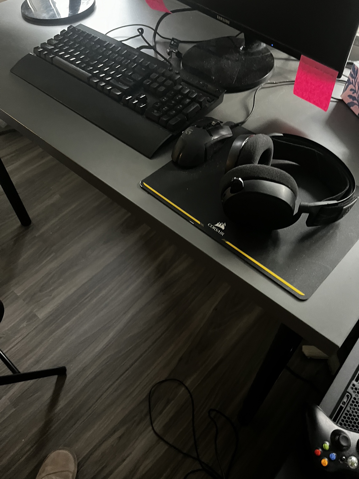 Grey ikea desk - photo 2