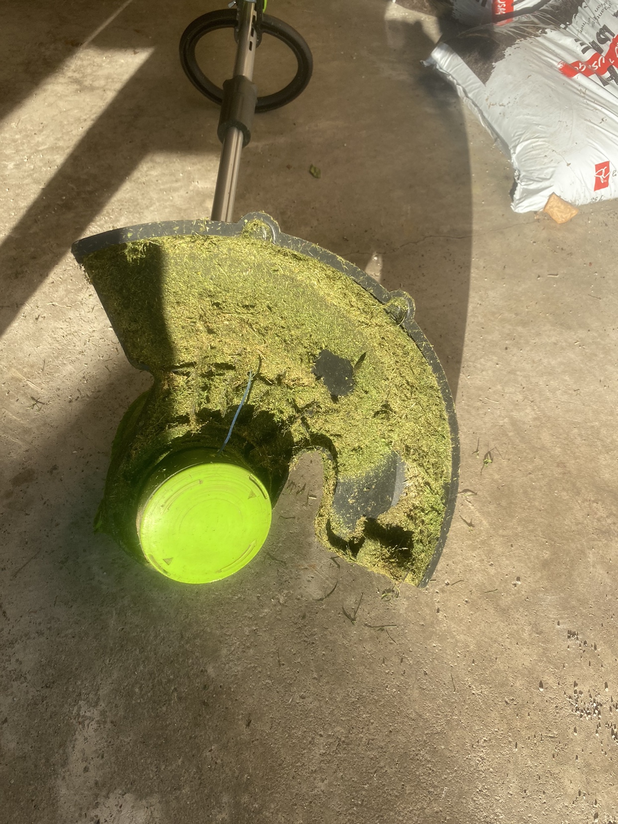 Greenworks Plug-in String Trimmer - photo 3