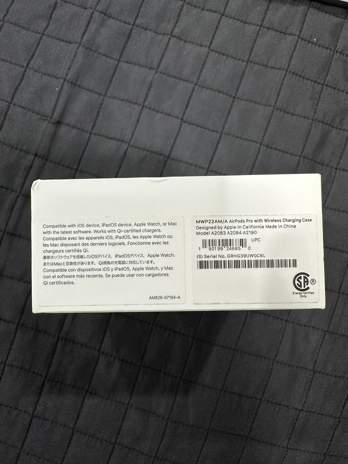 Used AirPod Pros with Wireless Charging Case image indicator(3)