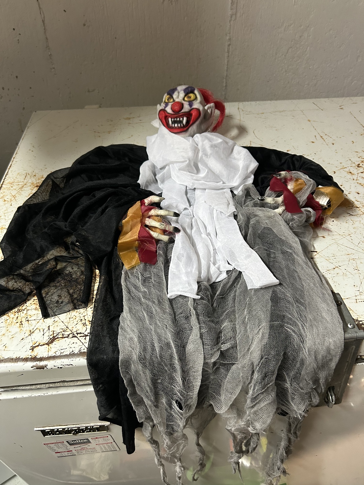Creepy Clown Halloween Decoration