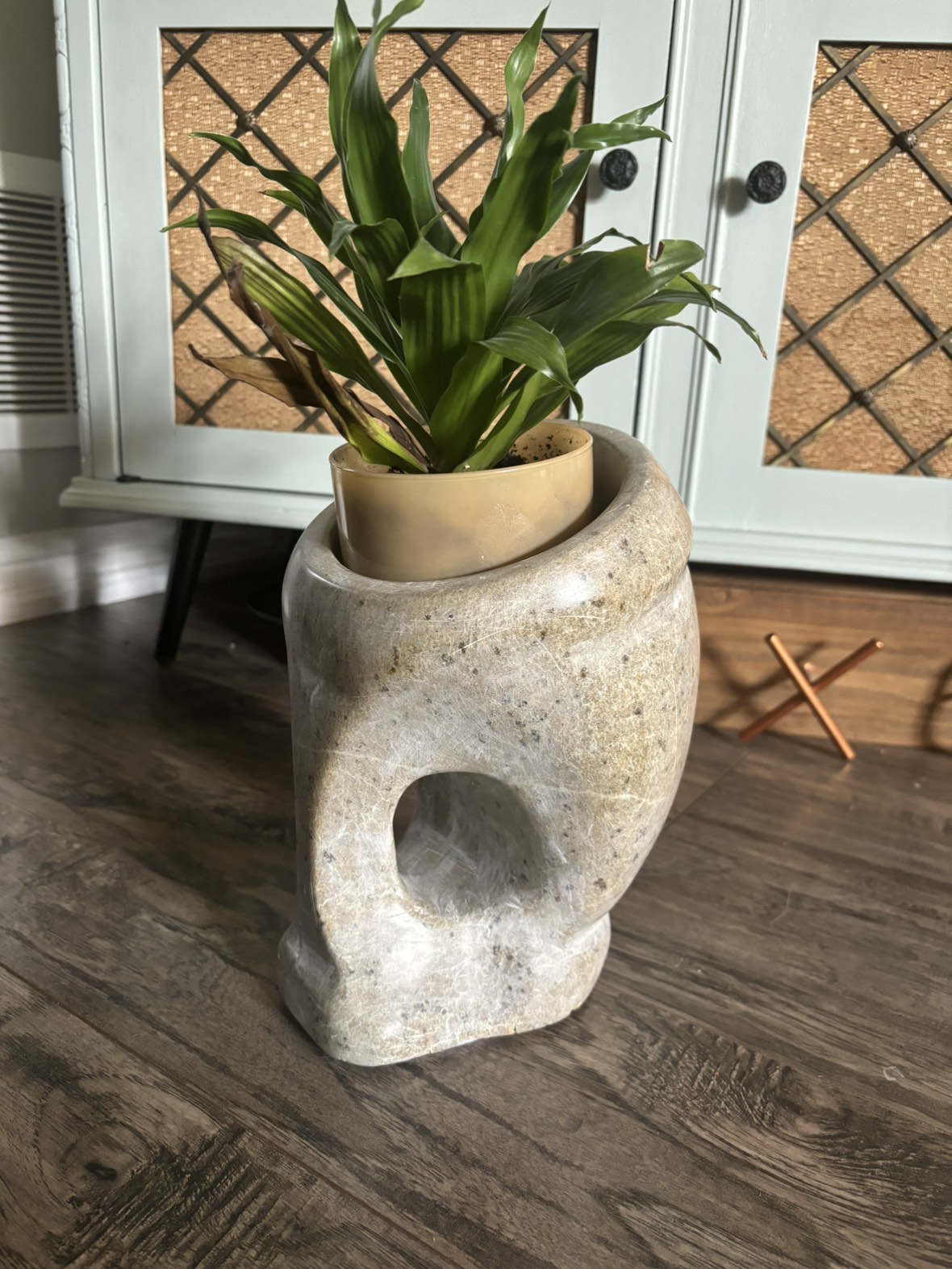 Plant holder - photo 2