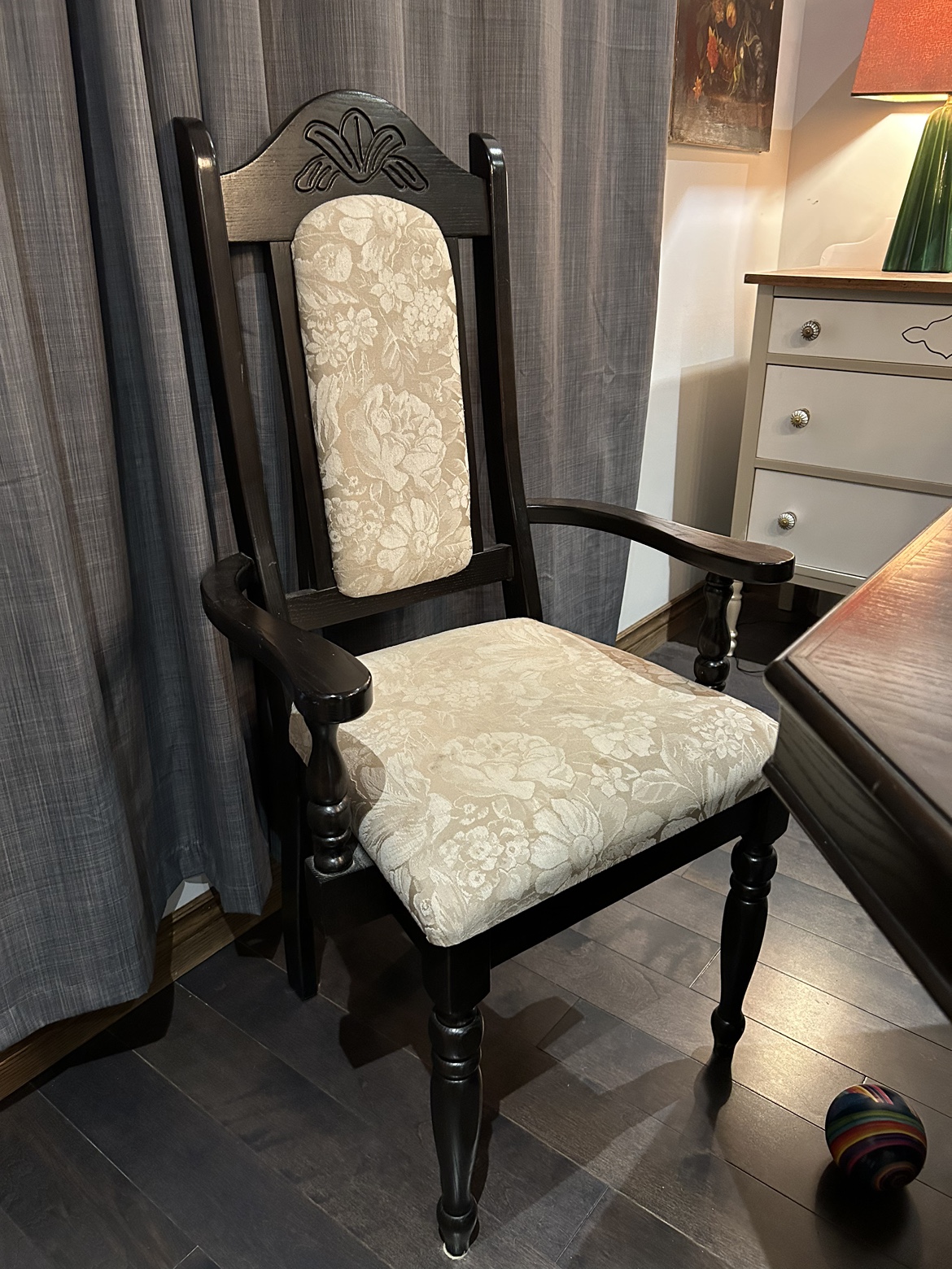 Dining Room Table and 6 Chairs - photo 3