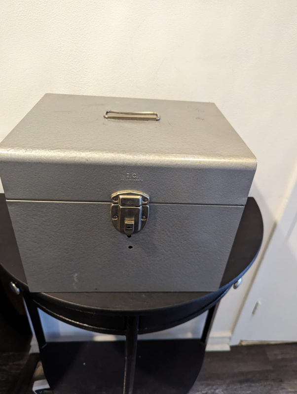 metal box thumbnail