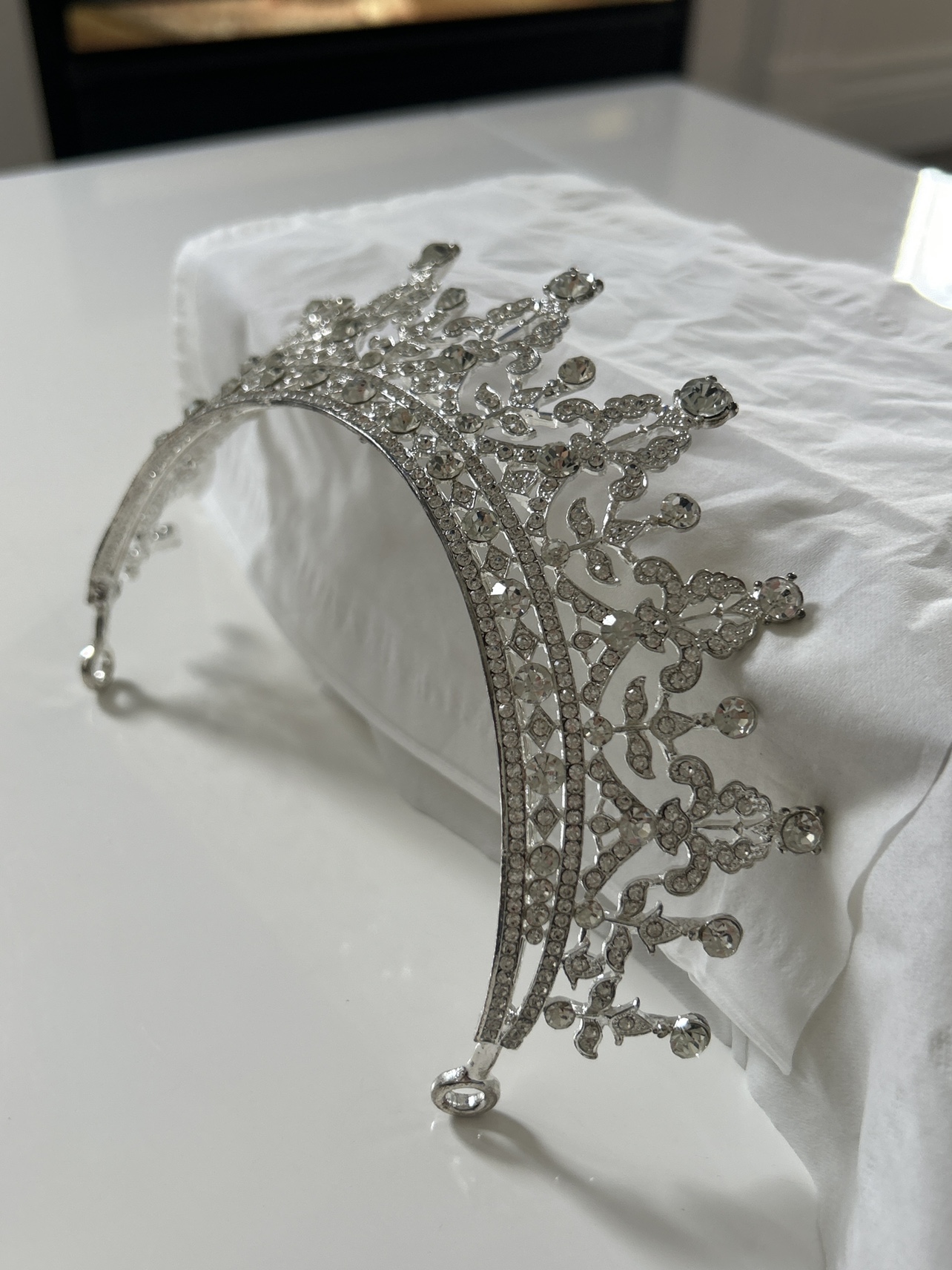 Rhinestone Tiara image indicator(4)