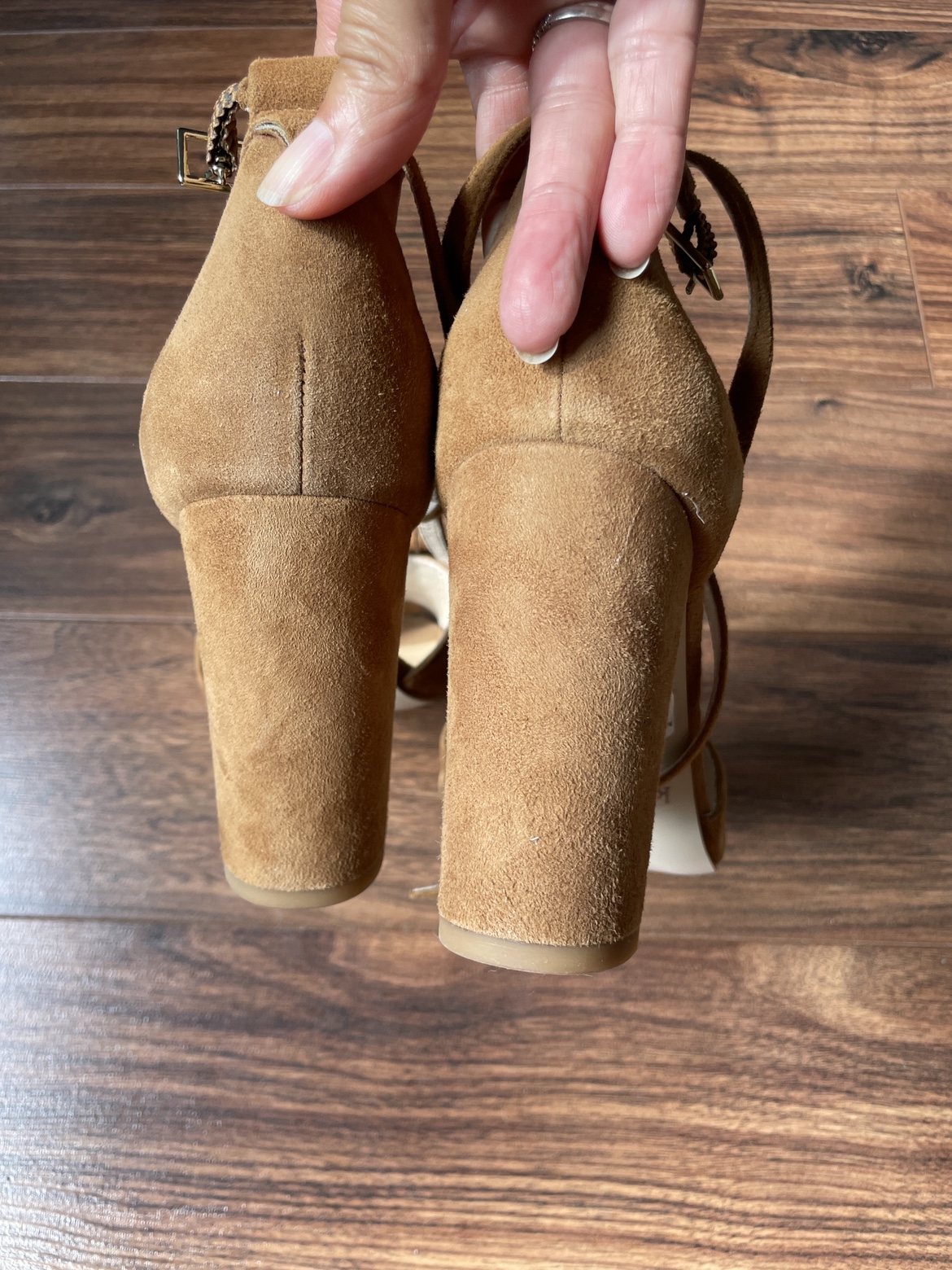 Kate Spade tan sandals image indicator(4)