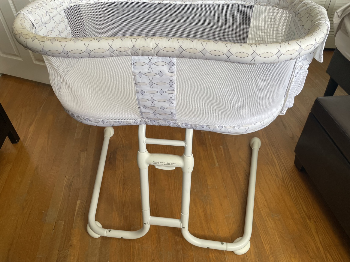Halo glide Bassinet plus mattress 🧡 - photo 2