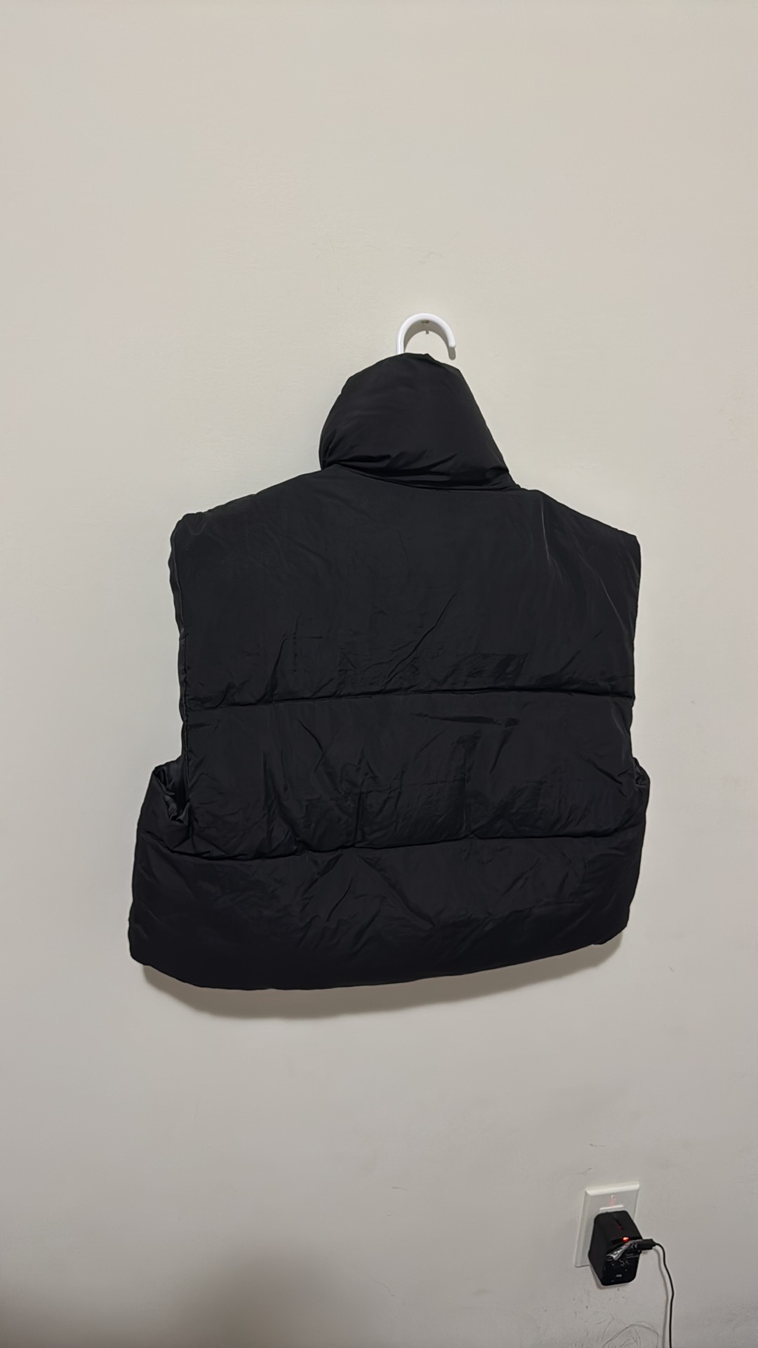Black Puffer Vest - photo 3