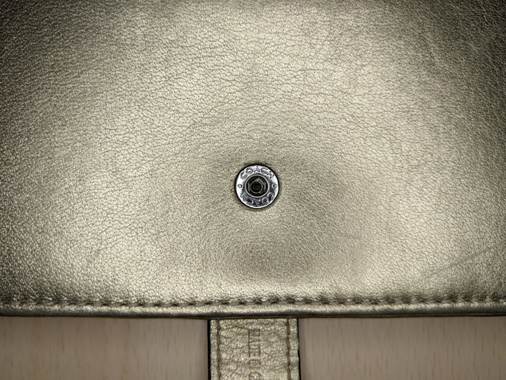 COACH GOLD MULTI CASE SLIM ID WALLET CREDIT CARD RARE VINTAGE image indicator(8)