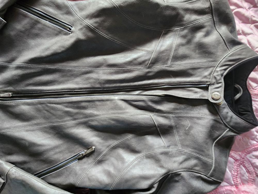 Genuine Leather Jacket image indicator(2)