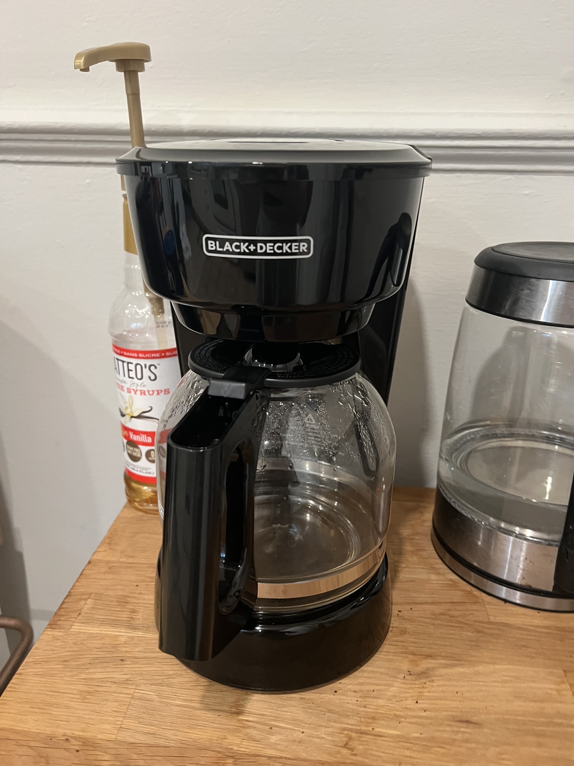 Black+Decker Coffee Maker thumbnail