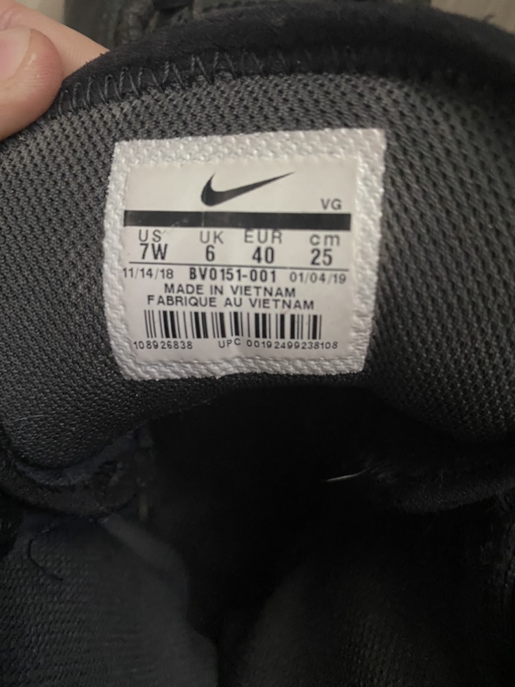 Nike football cleats - photo 5