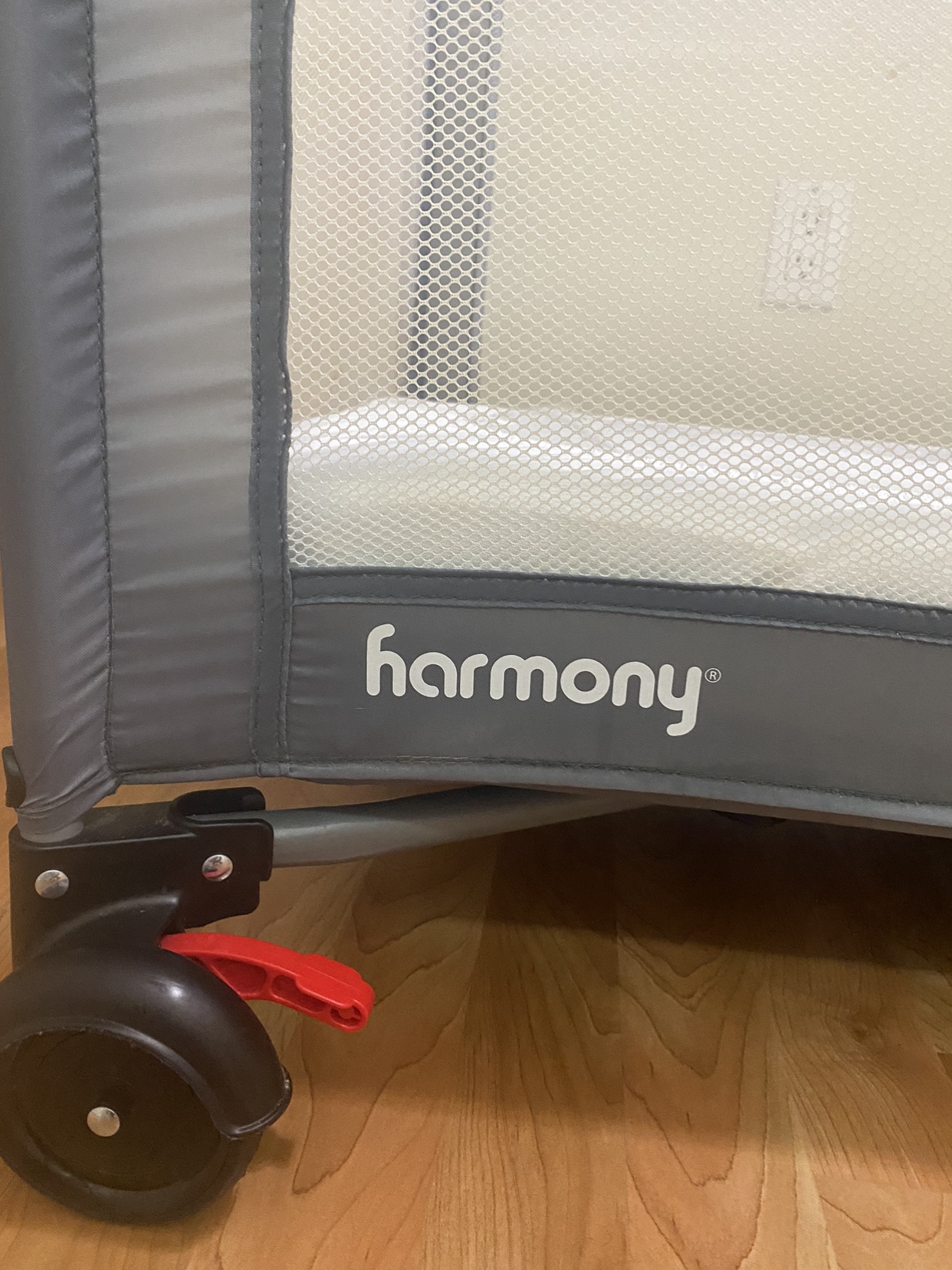 Harmony Play & Go Playpen( cradle) image indicator(3)