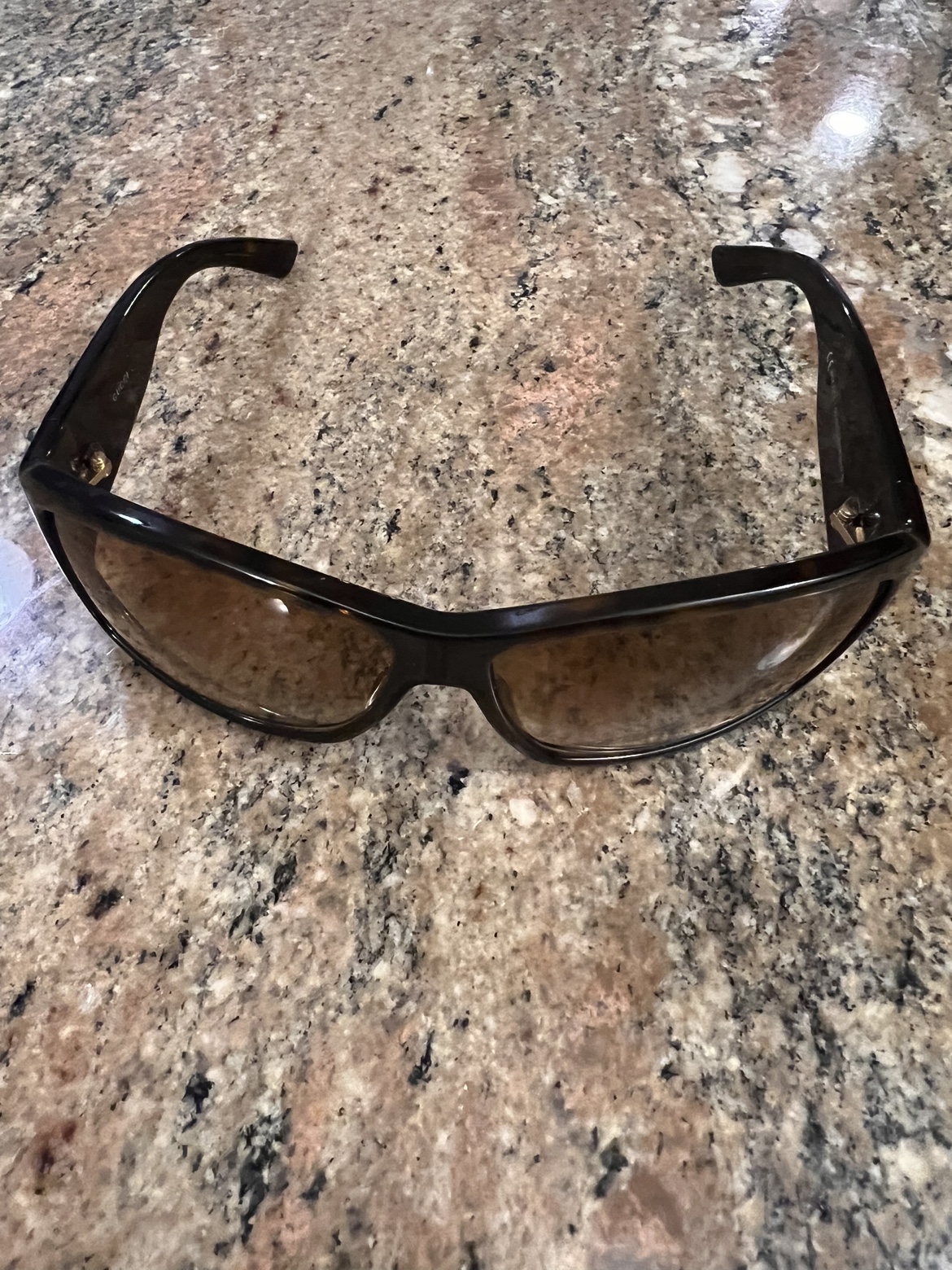 Gucci Sunglasses - photo 3