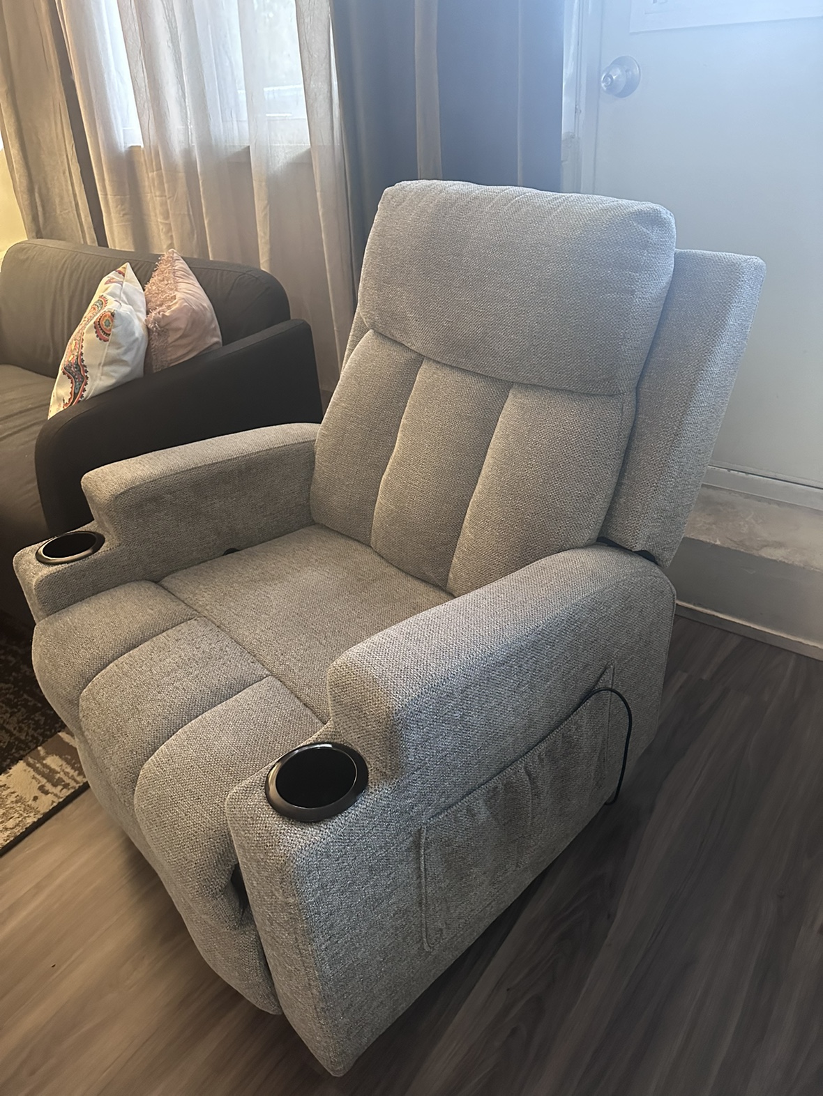 Recliner sofa- Heated message chair back and arm - photo 3
