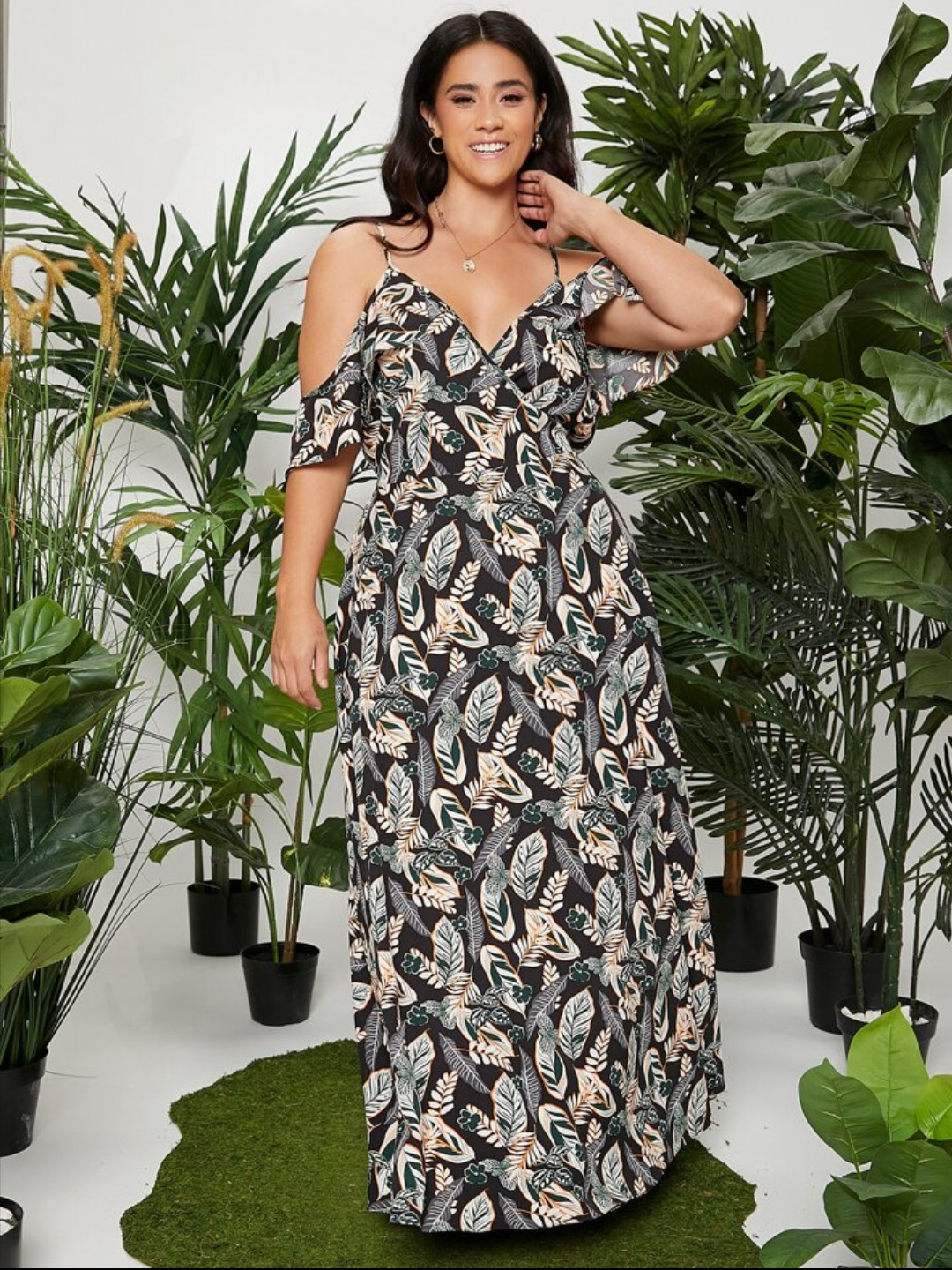 plus size tropical print cold shoulder maxi dress image indicator(2)