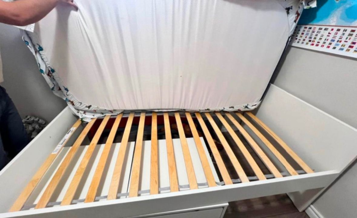 IKEA bed frame and mattress - photo 2
