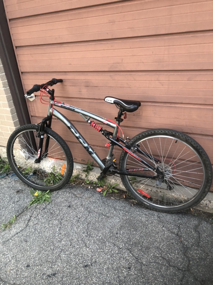 Adult bike as is 275 salvage thumbnail
