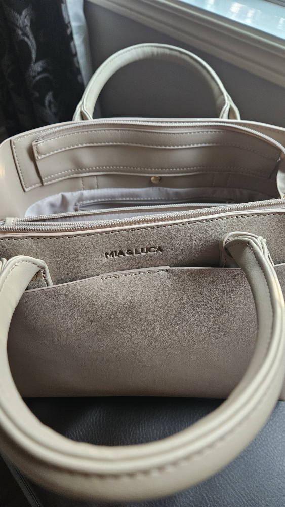 Mia & Luca purse Sold - photo 4