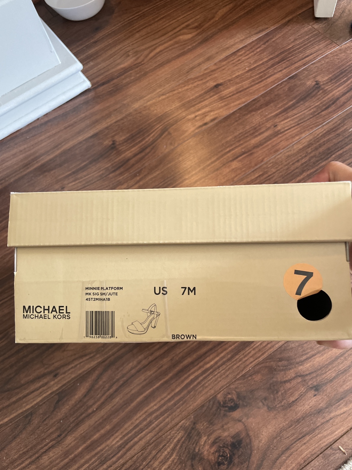 Michael Kors red sandals image indicator(5)