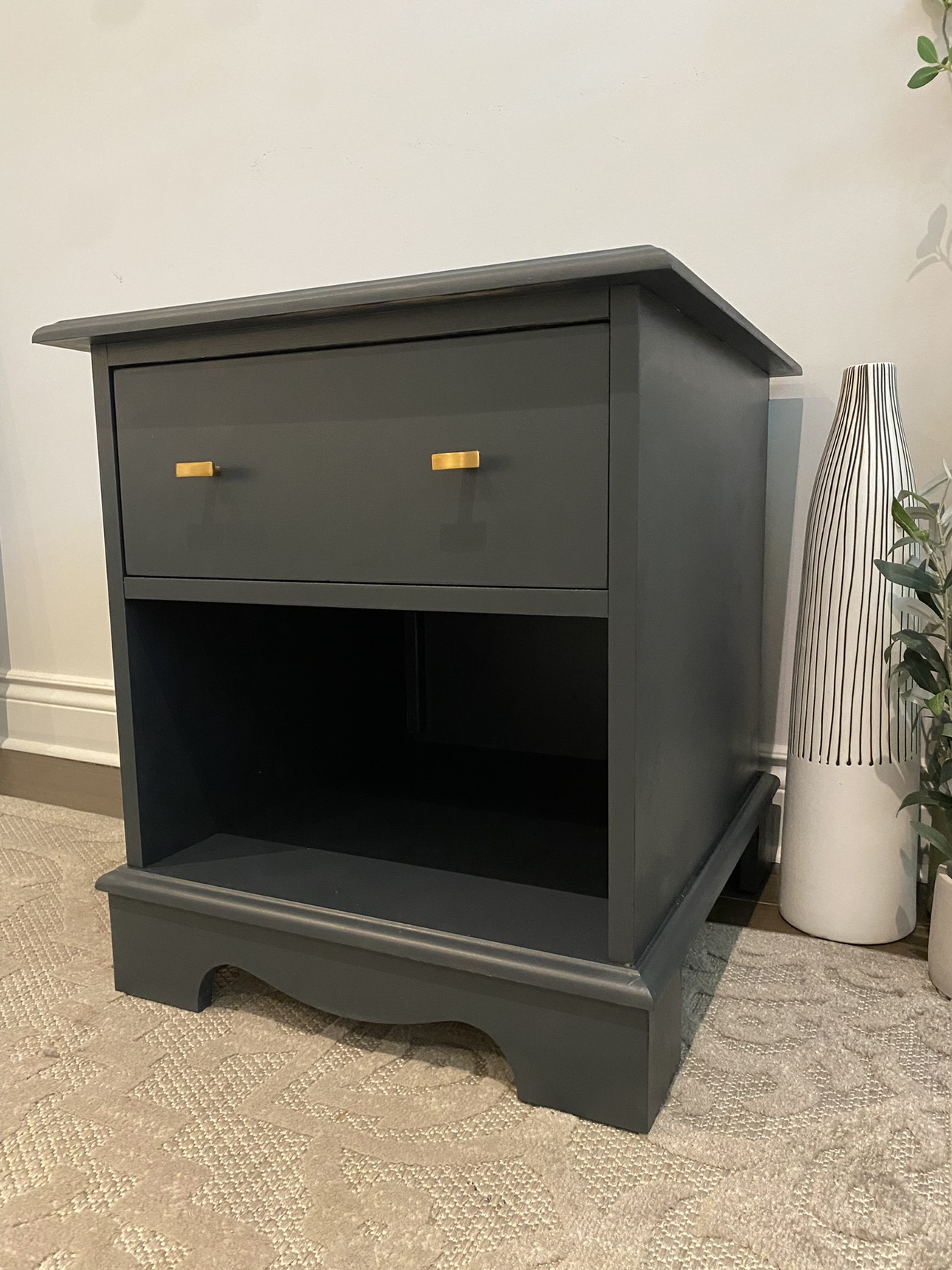 End/Side Table - photo 3