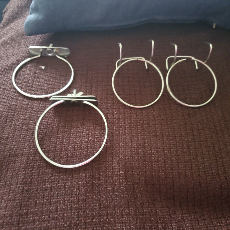 Bird Food/Water Bowl Holders thumbnail